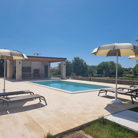 Luxury Villa Serena 2022 - With Heated Pool Cukrici ภายนอก รูปภาพ
