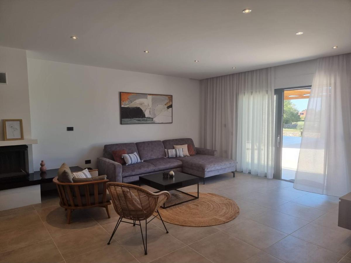 Luxury Villa Serena 2022 - With Heated Pool Cukrici ภายนอก รูปภาพ