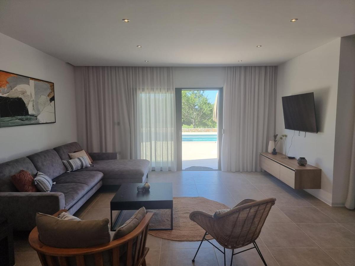 Luxury Villa Serena 2022 - With Heated Pool Cukrici ภายนอก รูปภาพ