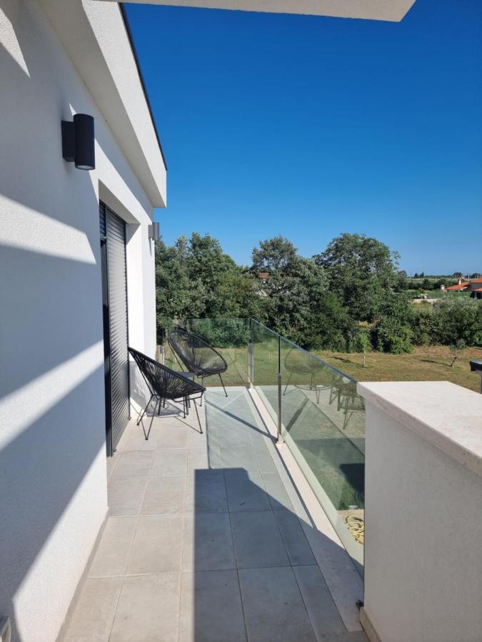 Luxury Villa Serena 2022 - With Heated Pool Cukrici ภายนอก รูปภาพ