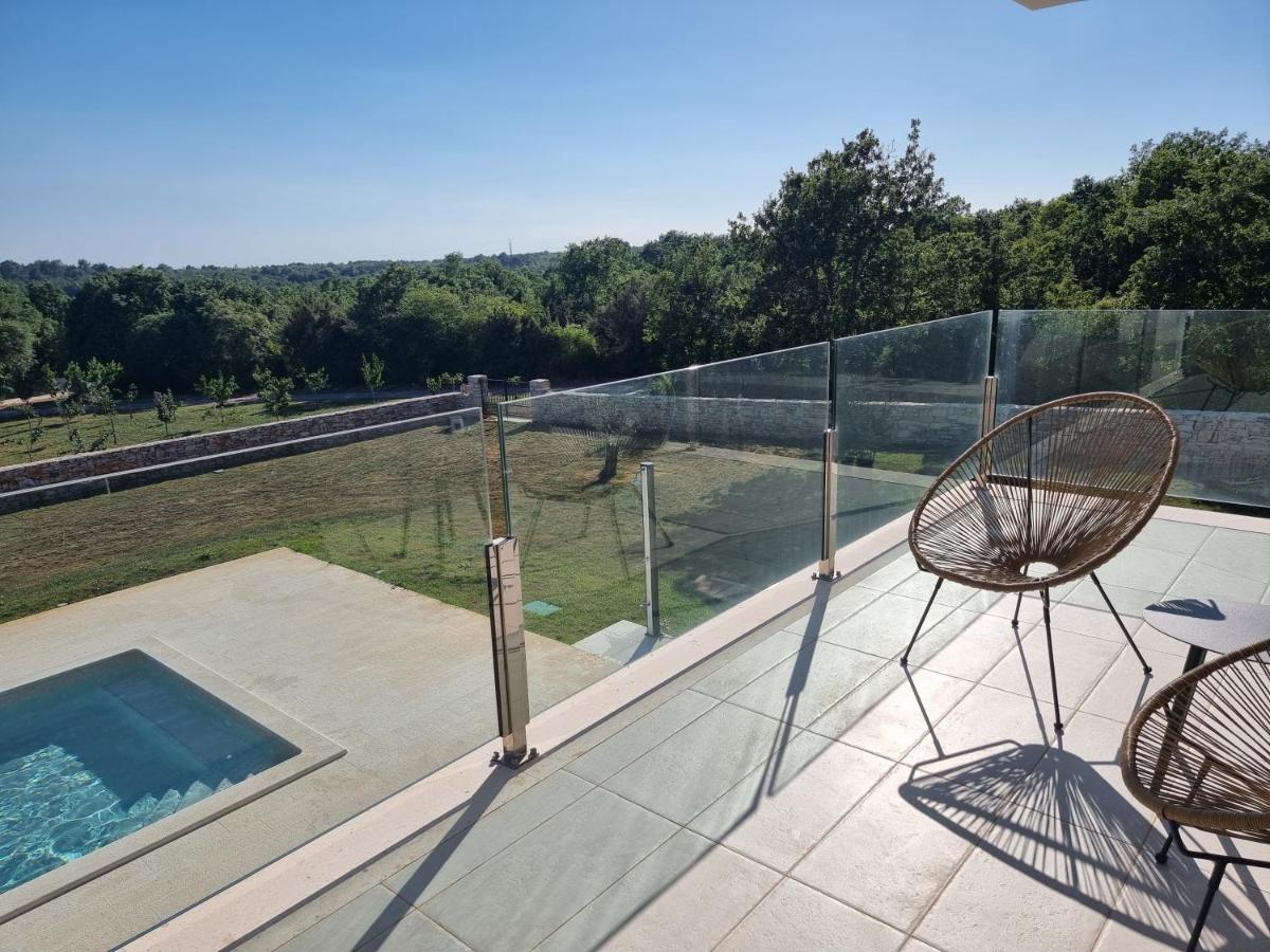 Luxury Villa Serena 2022 - With Heated Pool Cukrici ภายนอก รูปภาพ